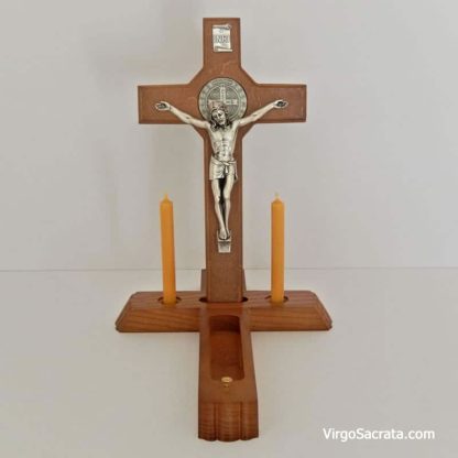 crucifix Saint Benoît pour les malades